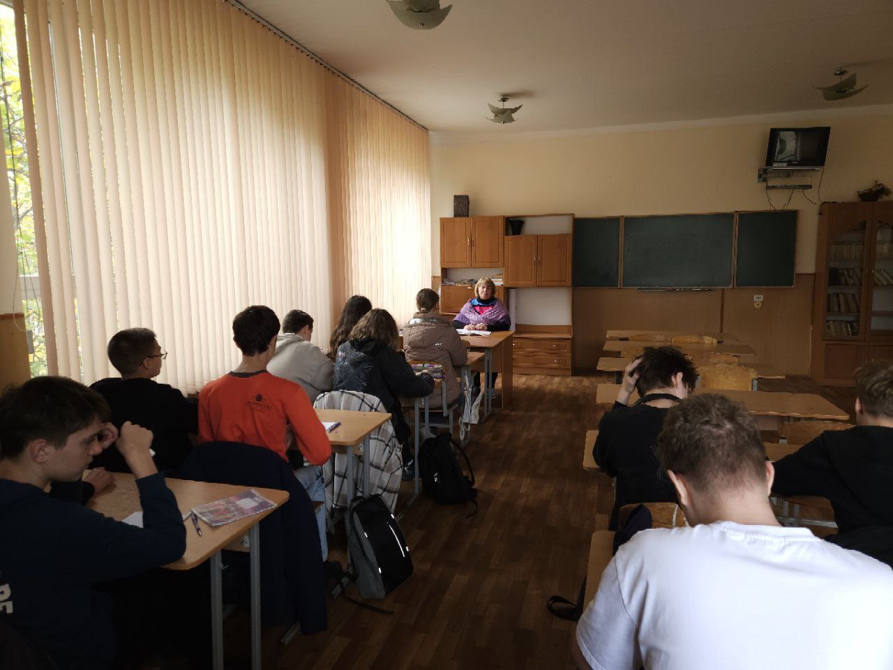 Засідання студентського гуртка зарубіжної літератури Юний літератор